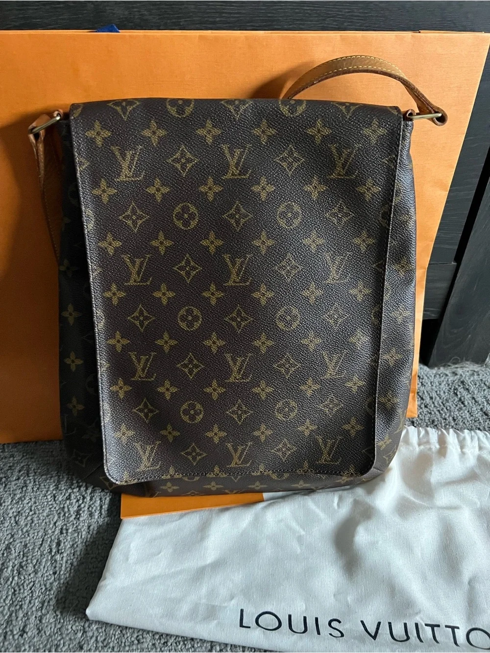 Louis Vuitton Monogram Messenger Bag new